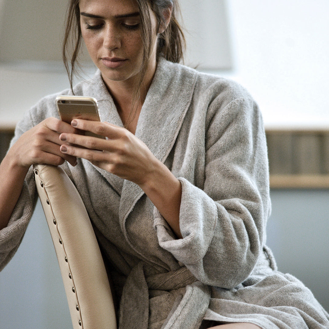 Luxurious 100% Pure Cotton Unisex Poem Heathered Bathrobe in Oatmeal