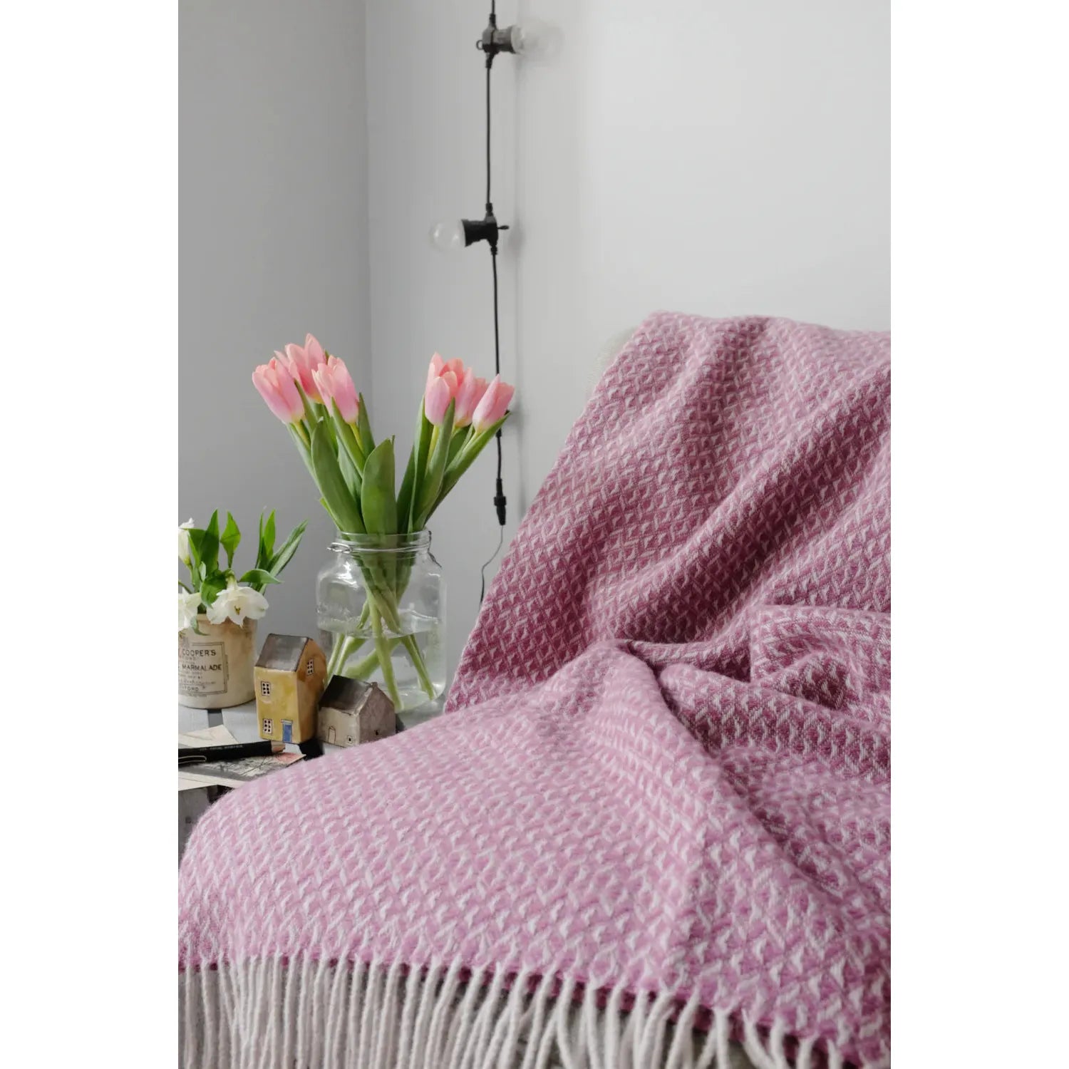 Mulberry Red 100% Pure New Wool Diamond Throw Blanket (183cm x 140cm)