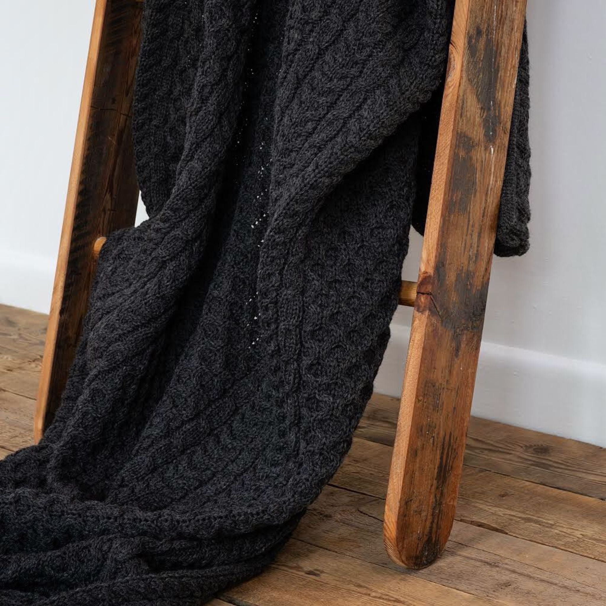 Charcoal Grey 100% Merino Wool Maria Knitted Throw on Step