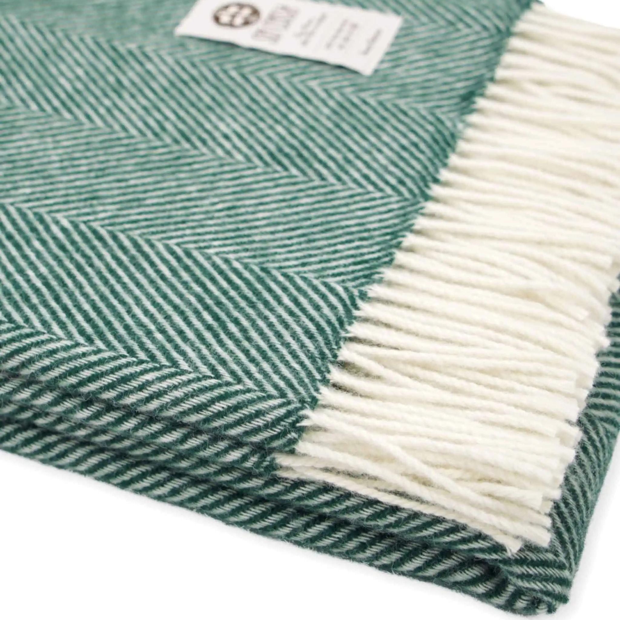 Eden Green and White Pure New Wool Herringbone Dani Throw (190cm x 130cm) - Close in