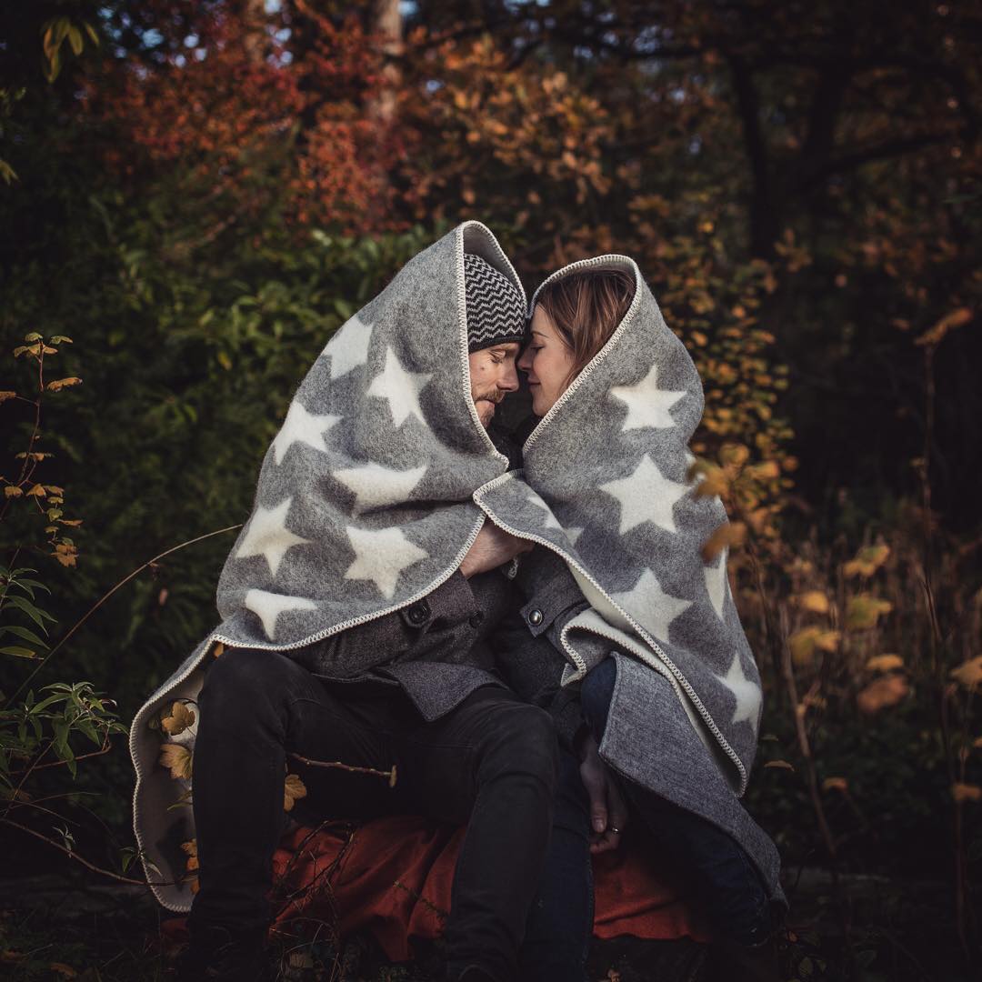 Grey and Cream Stars Merino Wool Throw (180cm x 130cm)